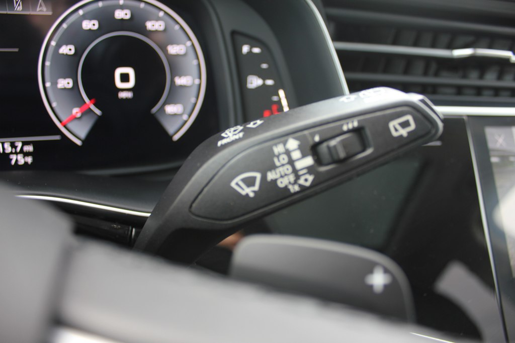 Photo 16 of this AUDI Q7