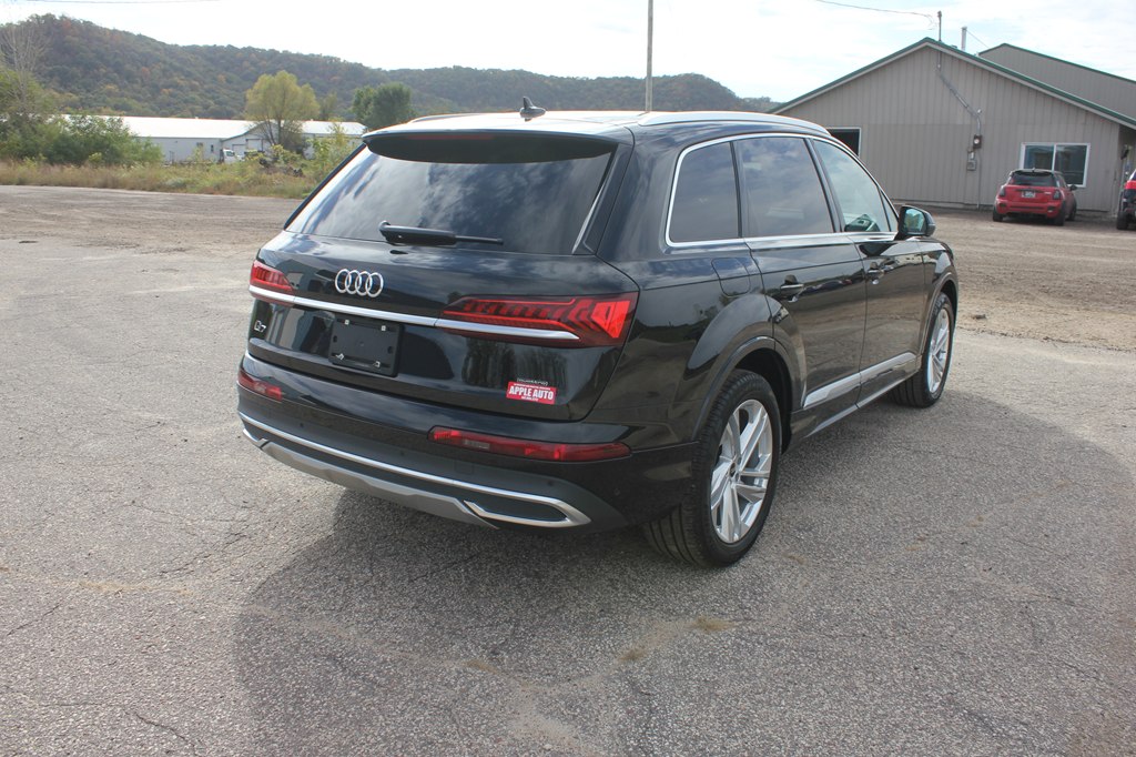 Photo 5 of this AUDI Q7