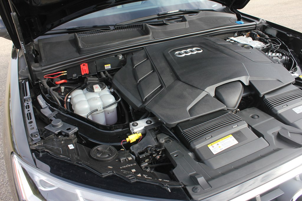 Photo 57 of this AUDI Q7