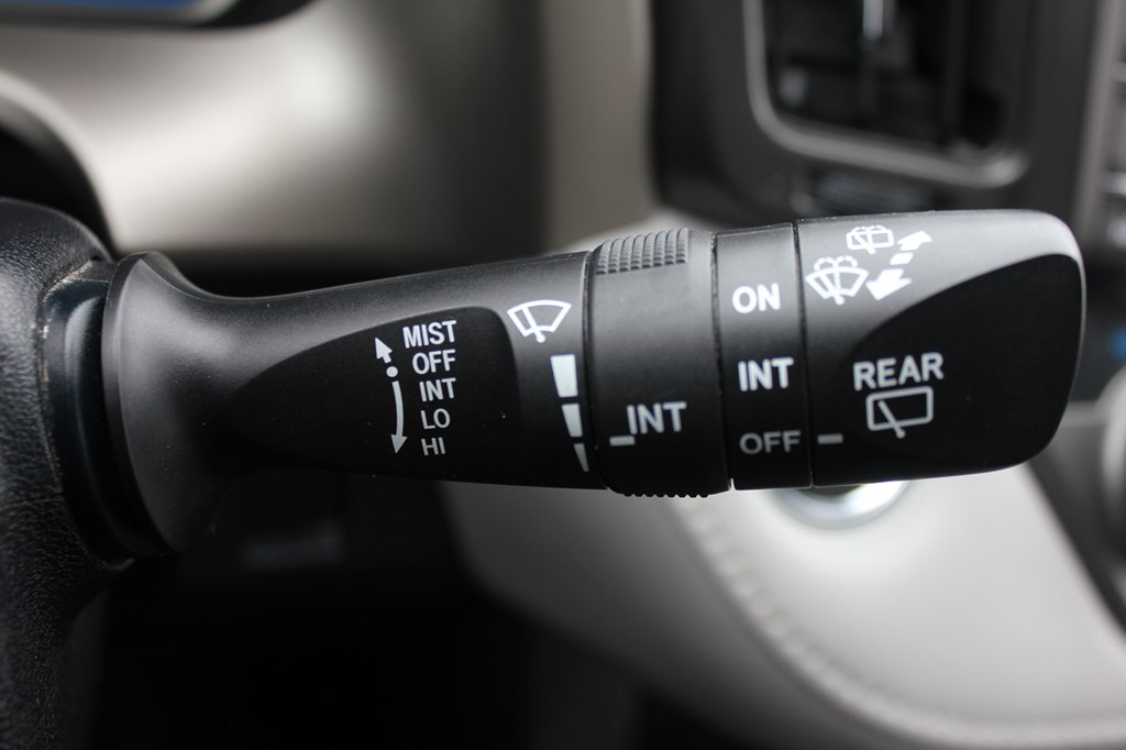 Photo 17 of this TOYOTA RAV4
