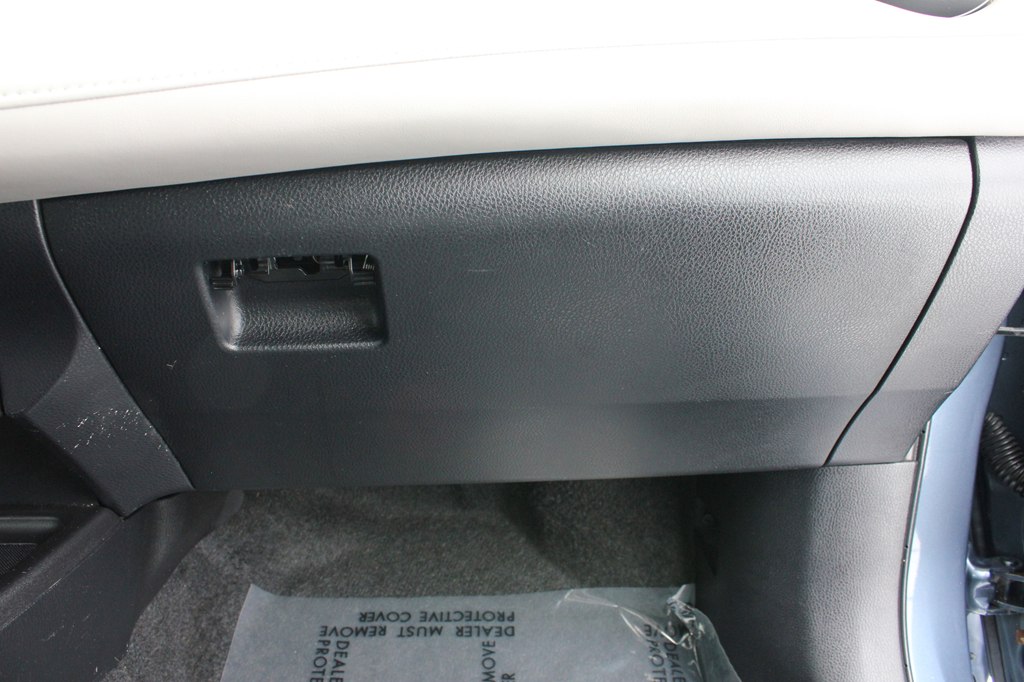 Photo 37 of this TOYOTA RAV4