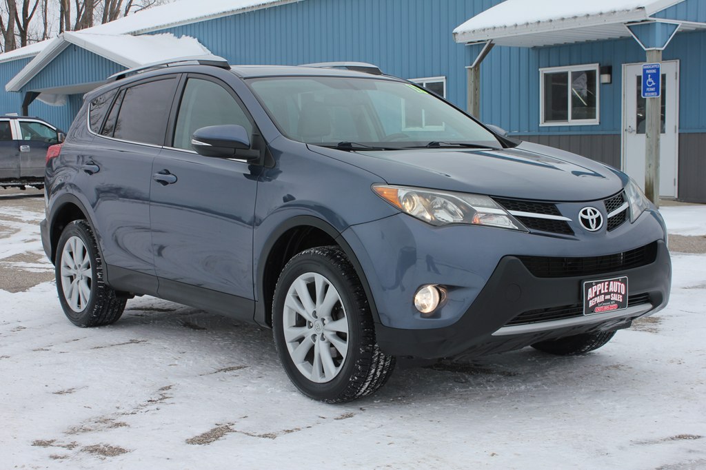 Photo 4 of this TOYOTA RAV4