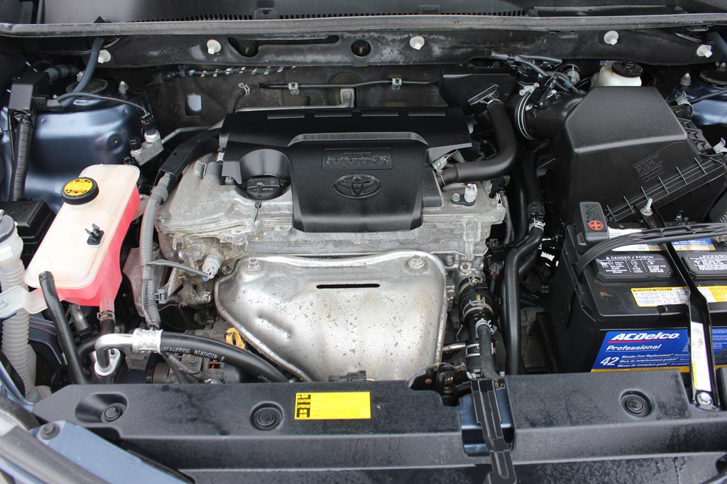Photo 54 of this TOYOTA RAV4