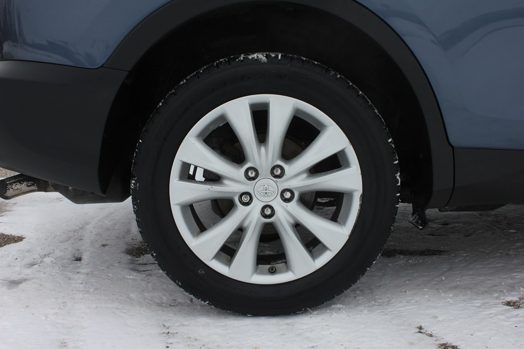 Photo 59 of this TOYOTA RAV4
