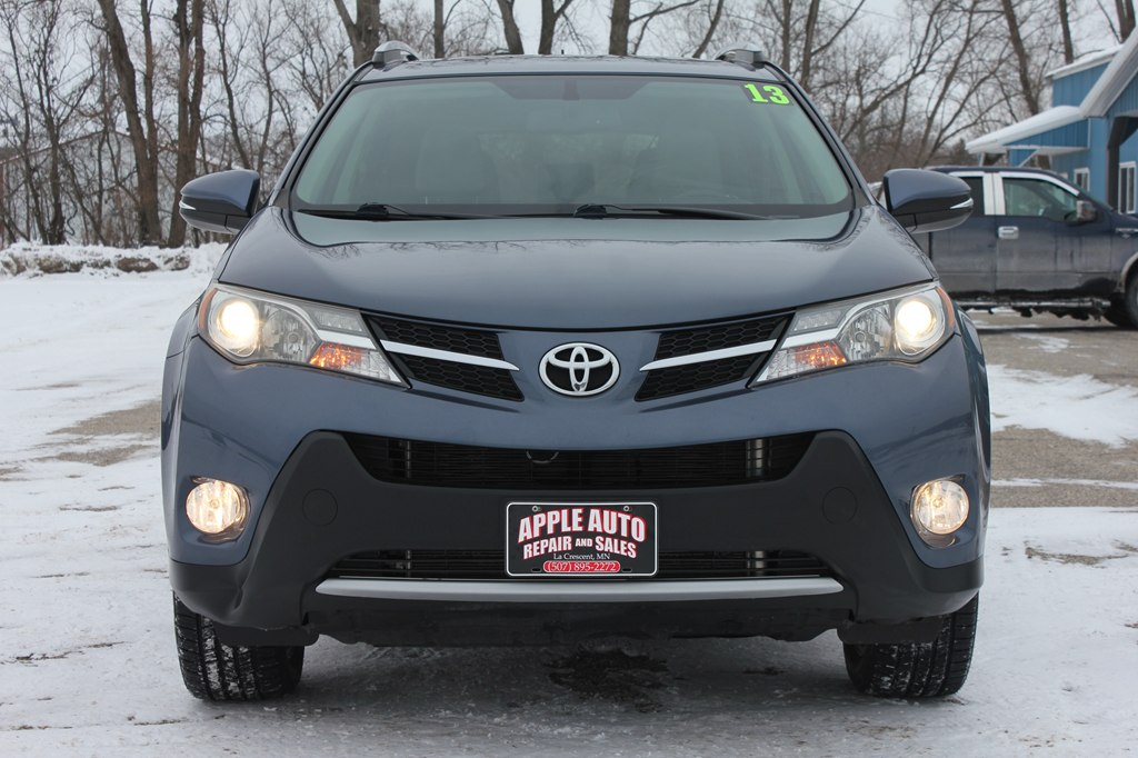 Photo 3 of this TOYOTA RAV4