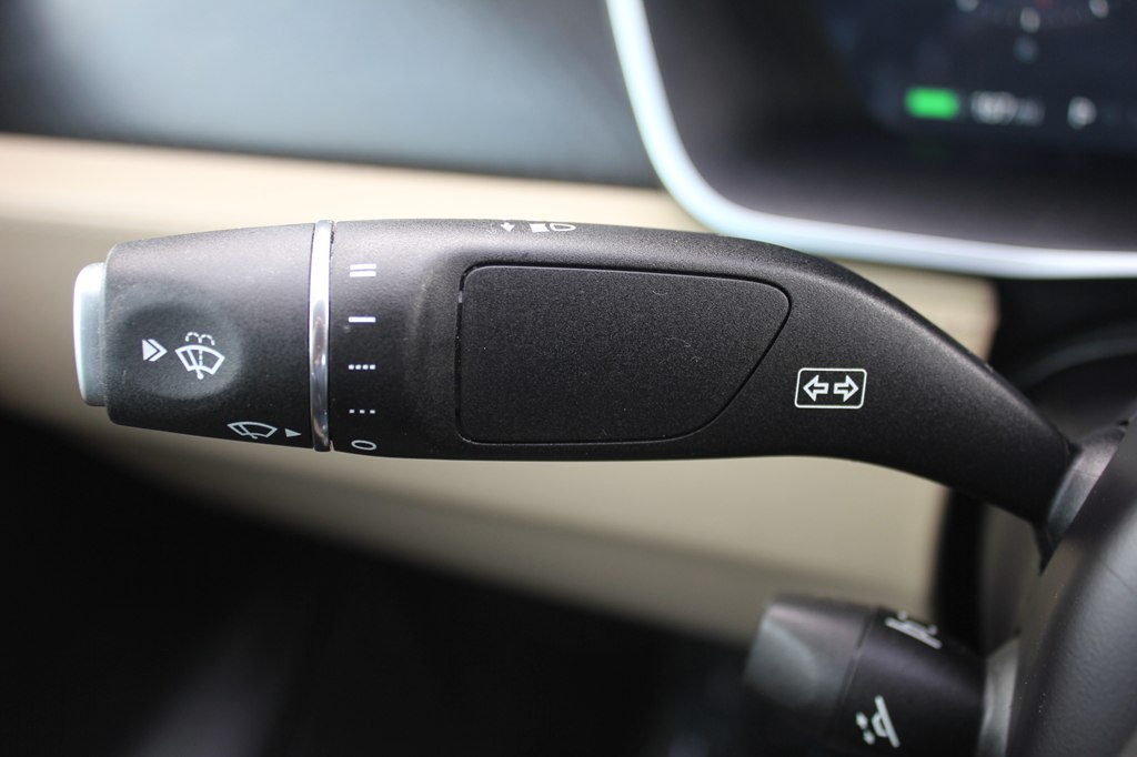 Photo 12 of this TESLA MODEL S