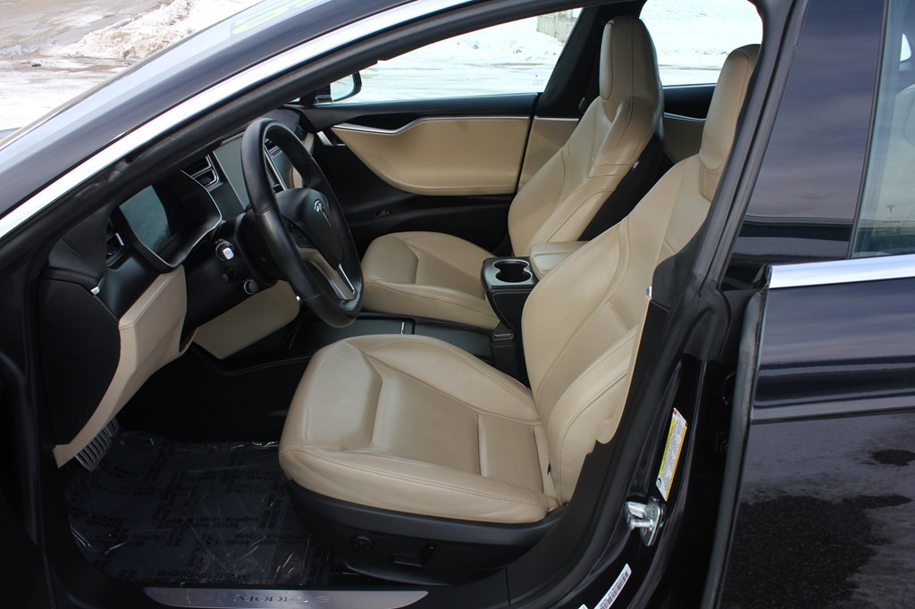 Photo 8 of this TESLA MODEL S