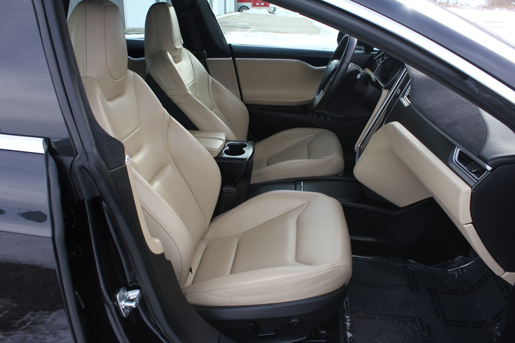 Photo 23 of this TESLA MODEL S