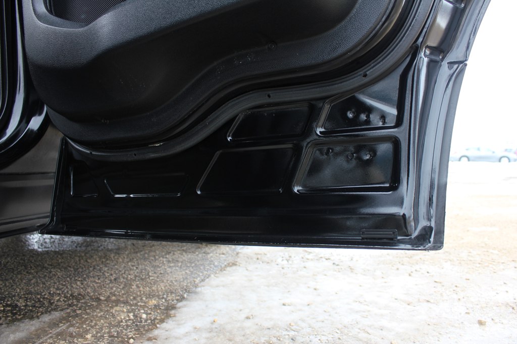 Photo 52 of this FORD EXPLORER