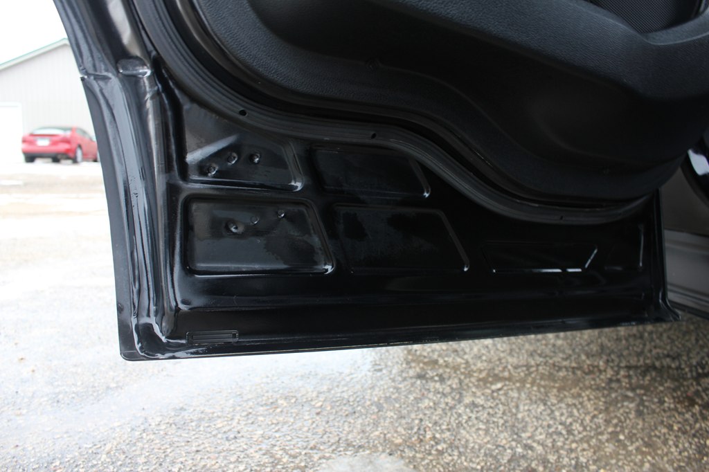 Photo 49 of this FORD EXPLORER
