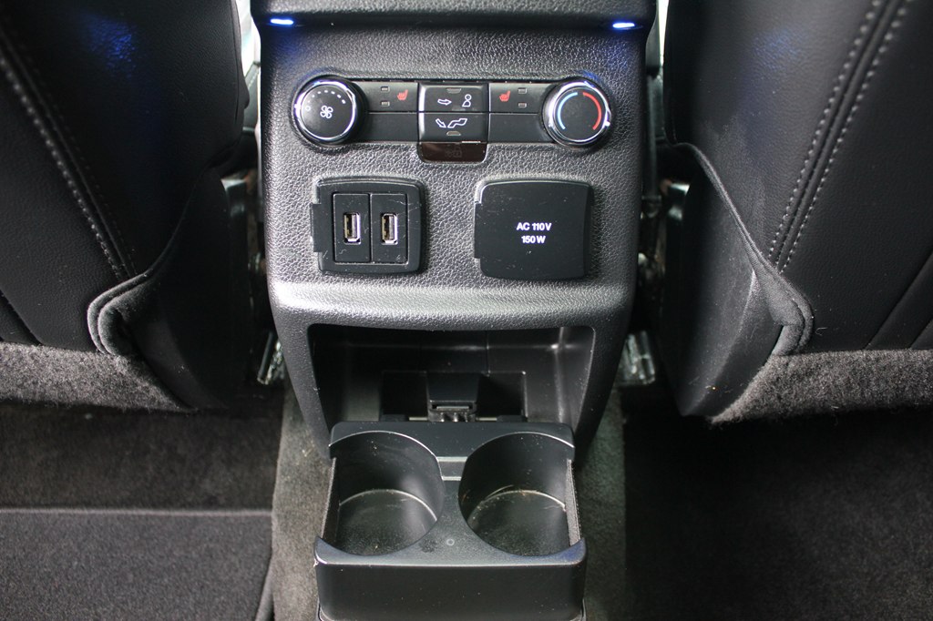Photo 32 of this FORD EXPLORER