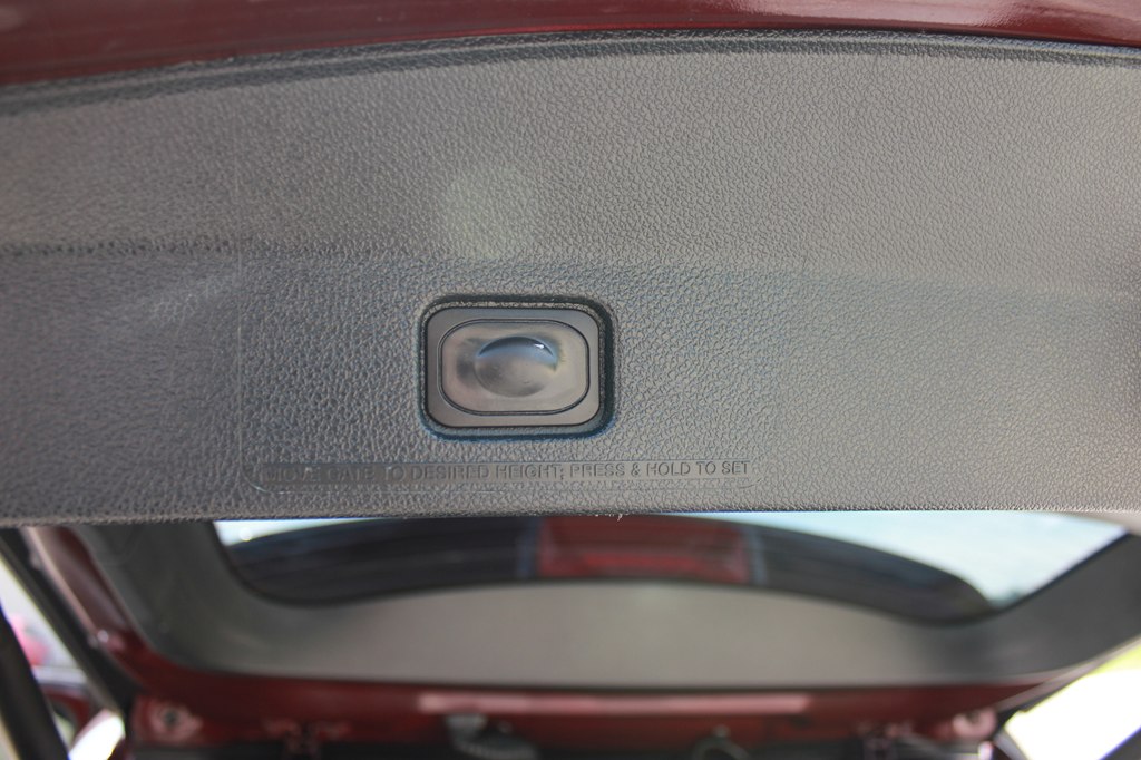 Photo 48 of this FORD EXPLORER