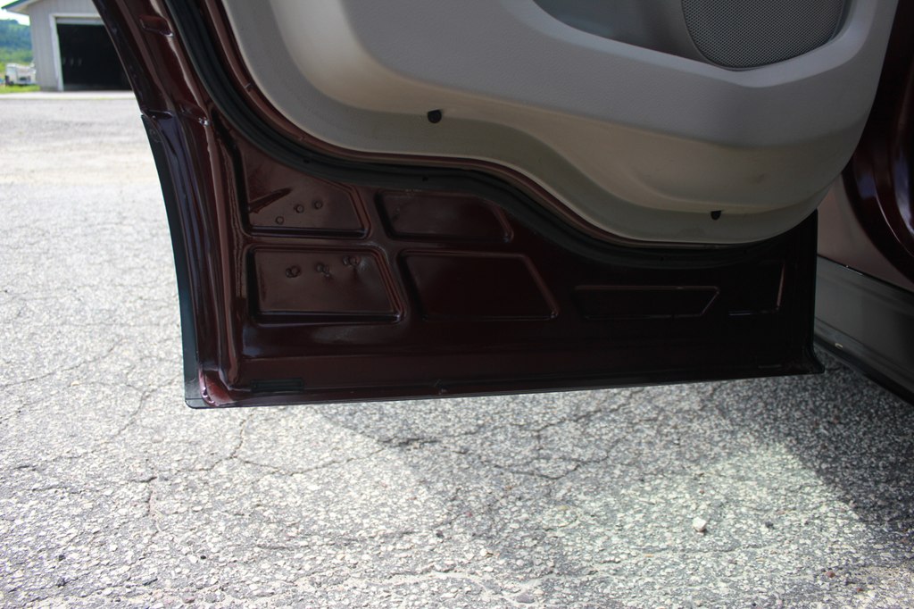 Photo 50 of this FORD EXPLORER