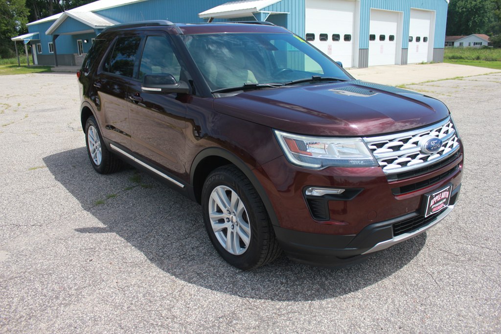 Photo 4 of this FORD EXPLORER
