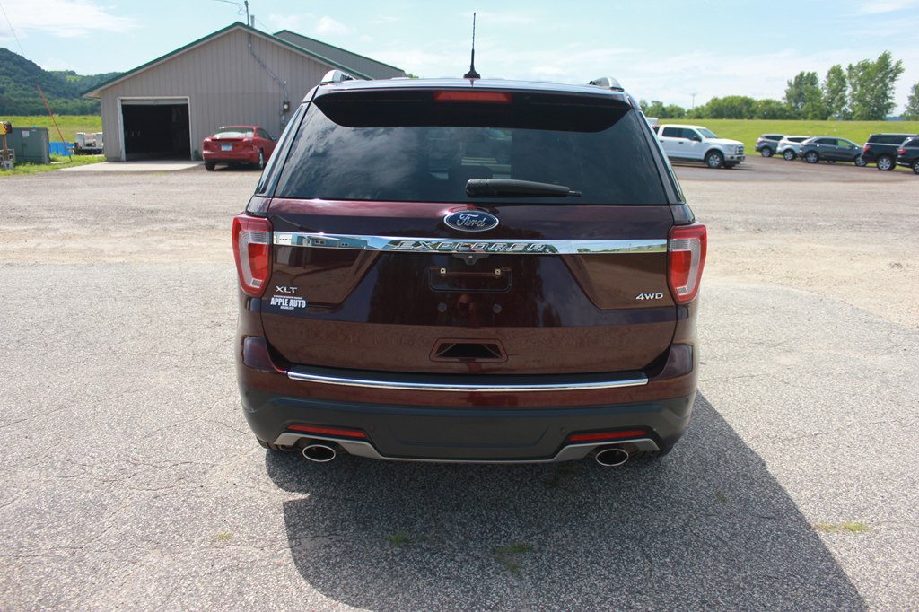 Photo 7 of this FORD EXPLORER