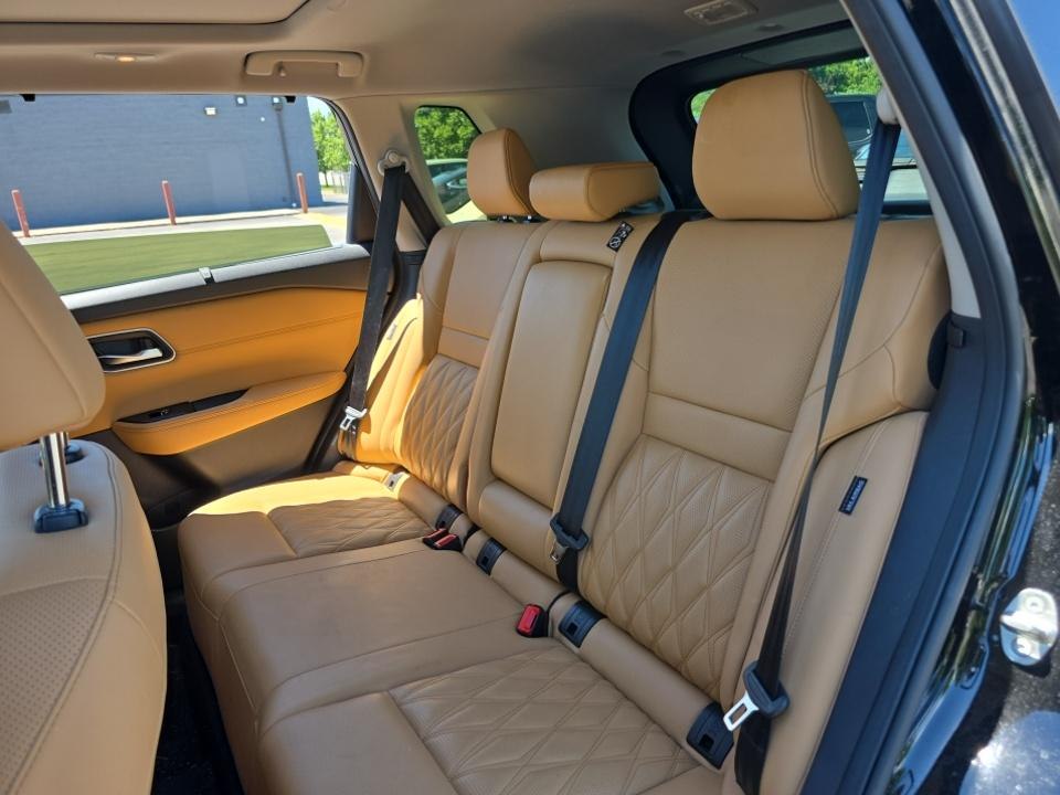 Photo 12 of this NISSAN ROGUE