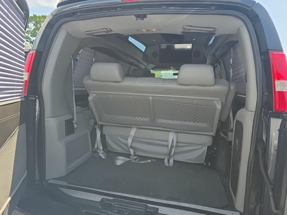 Photo 13 of this CHEVROLET EXPRESS