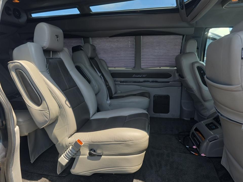 Photo 7 of this CHEVROLET EXPRESS