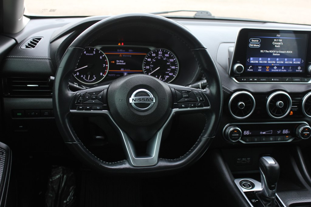 Photo 10 of this NISSAN SENTRA