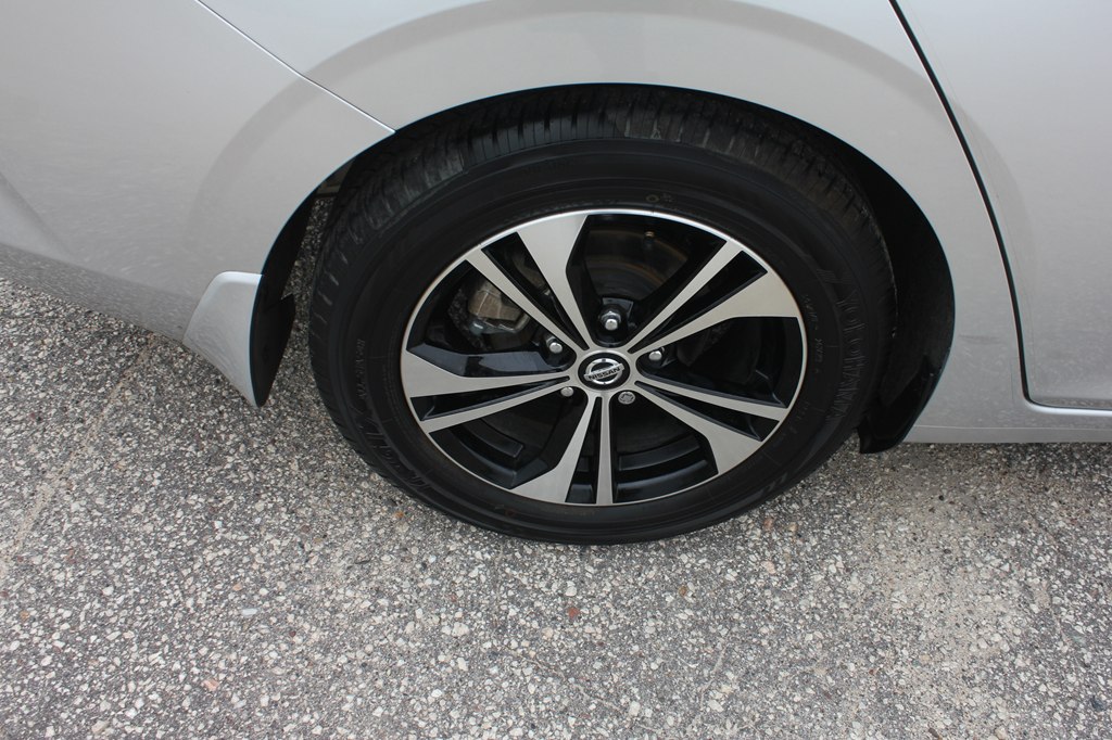 Photo 47 of this NISSAN SENTRA
