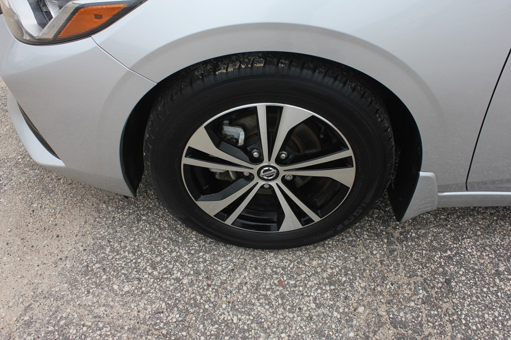 Photo 49 of this NISSAN SENTRA