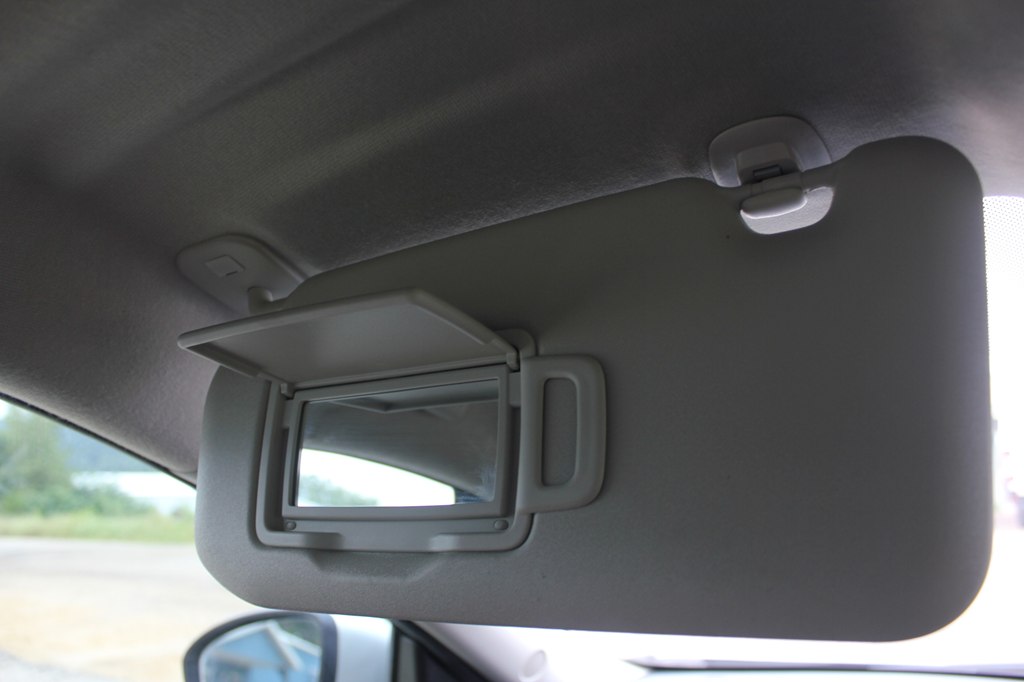 Photo 24 of this NISSAN SENTRA