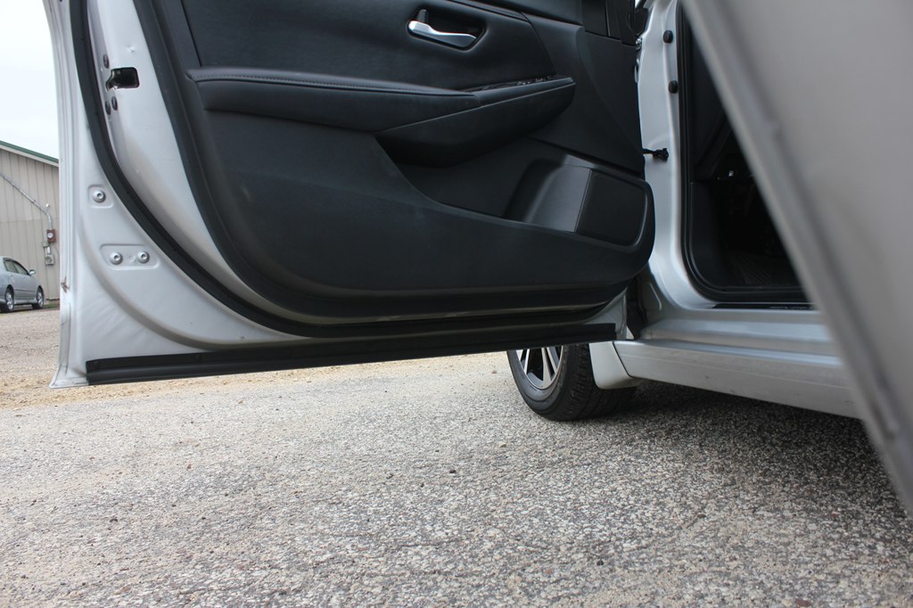 Photo 37 of this NISSAN SENTRA