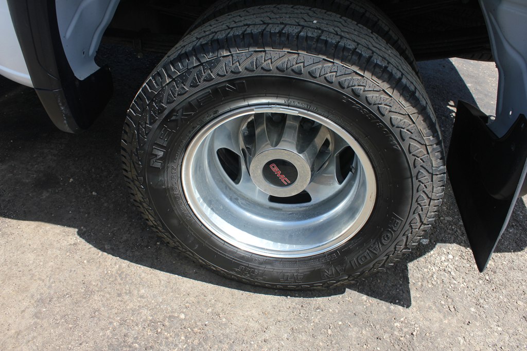 Photo 54 of this GMC SIERRA 3500HD