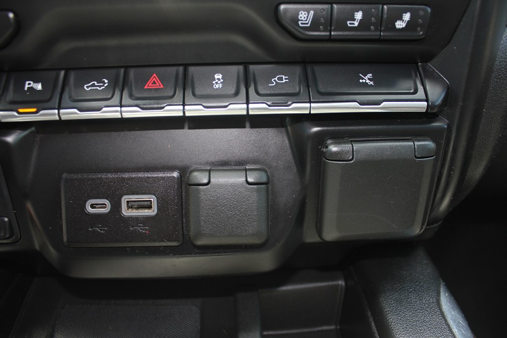 Photo 21 of this GMC SIERRA 3500HD