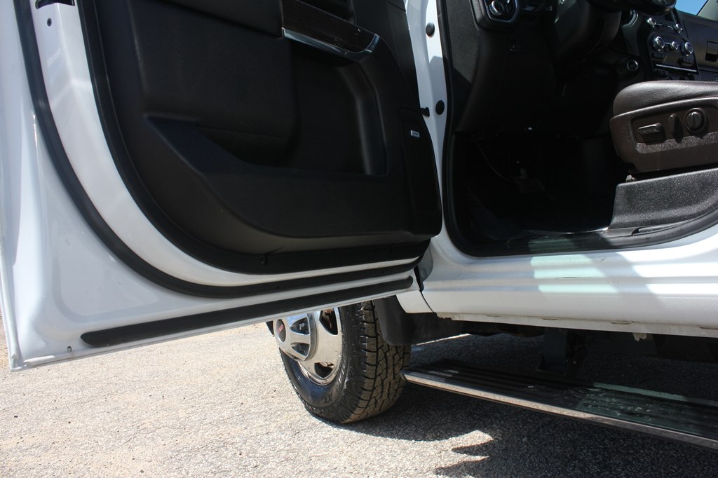 Photo 43 of this GMC SIERRA 3500HD