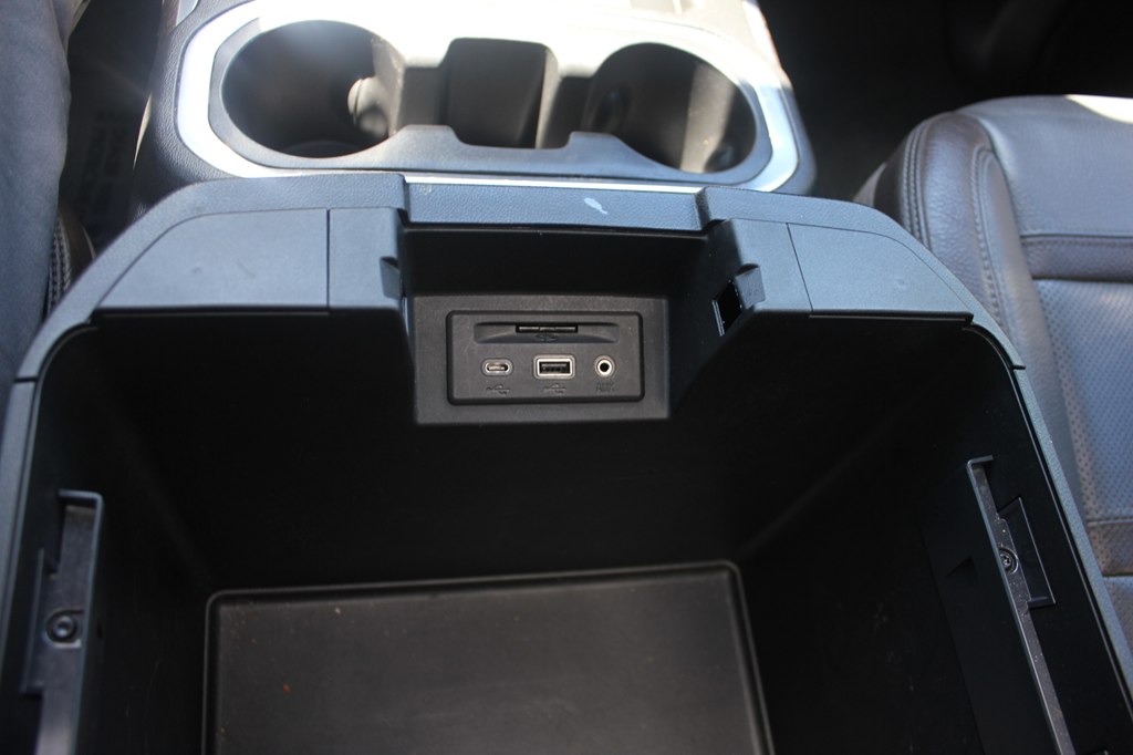 Photo 24 of this GMC SIERRA 3500HD