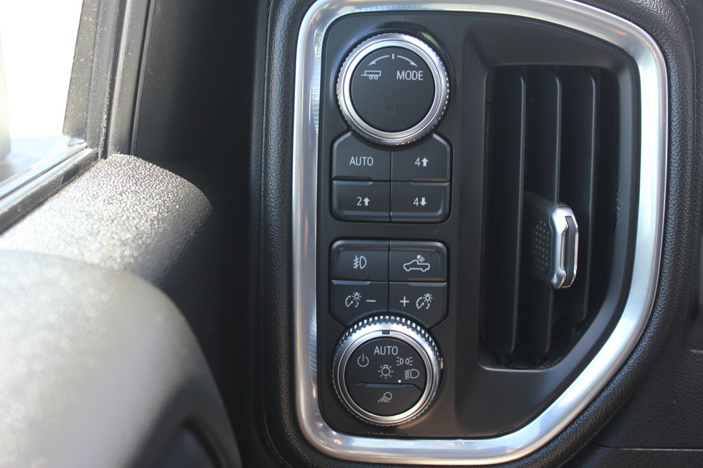 Photo 16 of this GMC SIERRA 3500HD