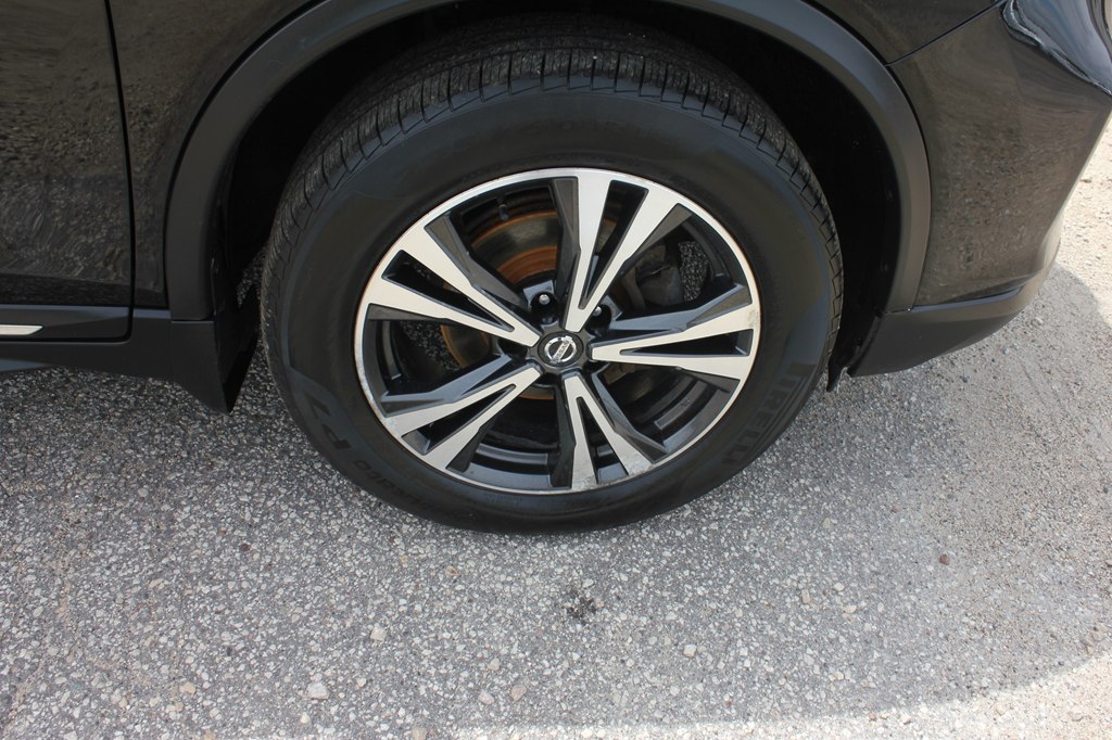 Photo 53 of this NISSAN ROGUE