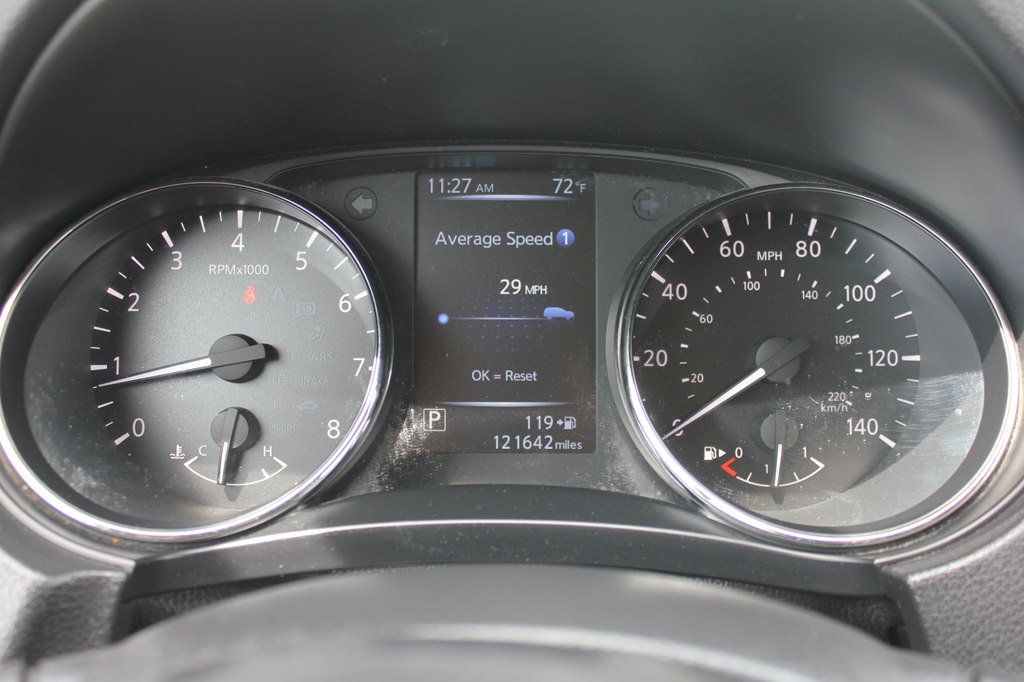 Photo 12 of this NISSAN ROGUE