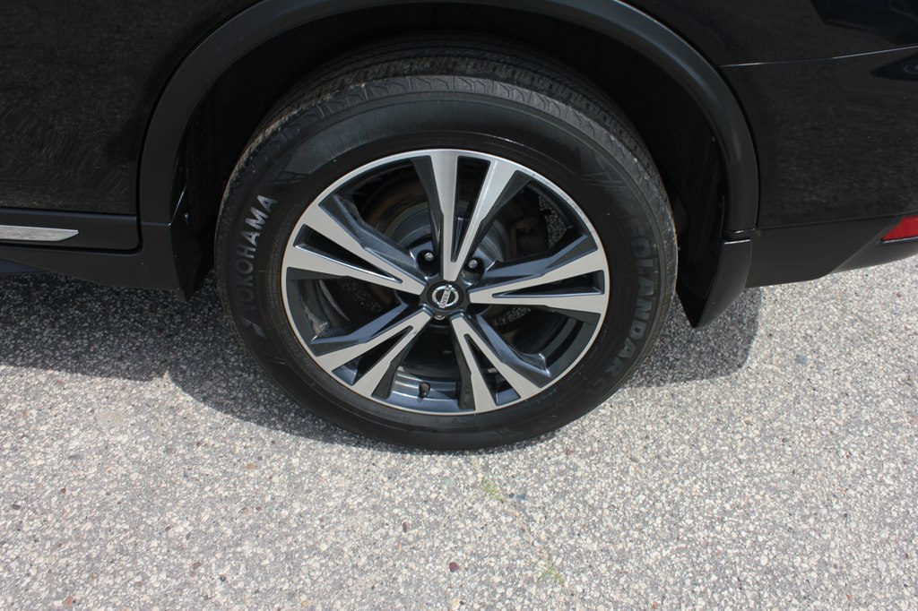 Photo 55 of this NISSAN ROGUE