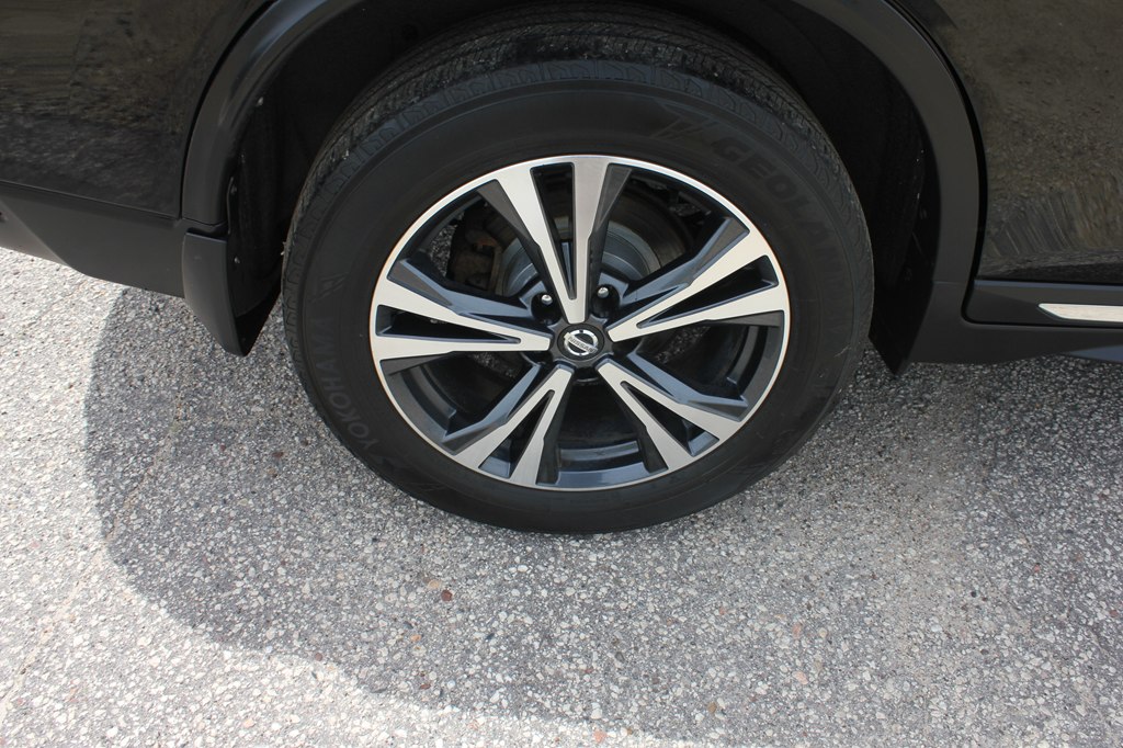 Photo 54 of this NISSAN ROGUE