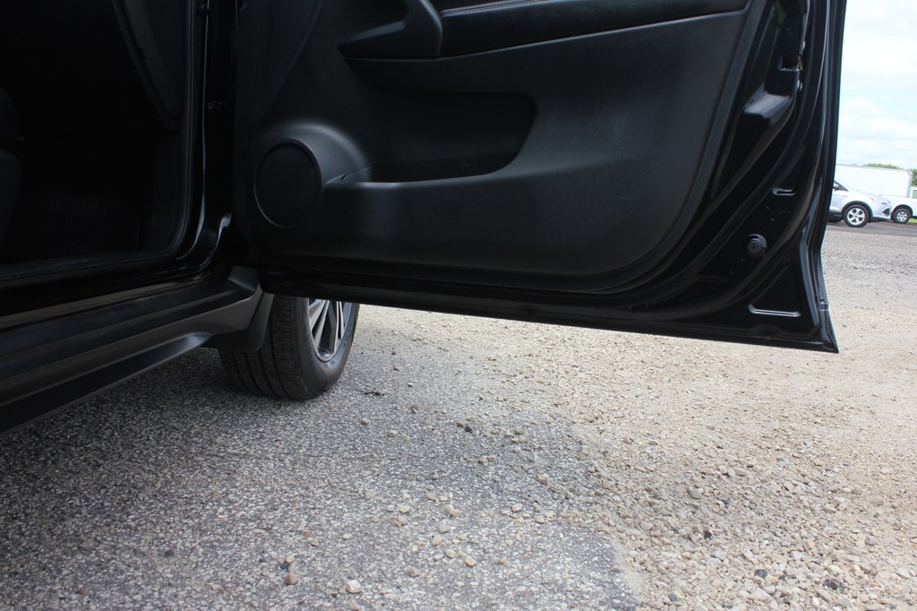 Photo 47 of this NISSAN ROGUE