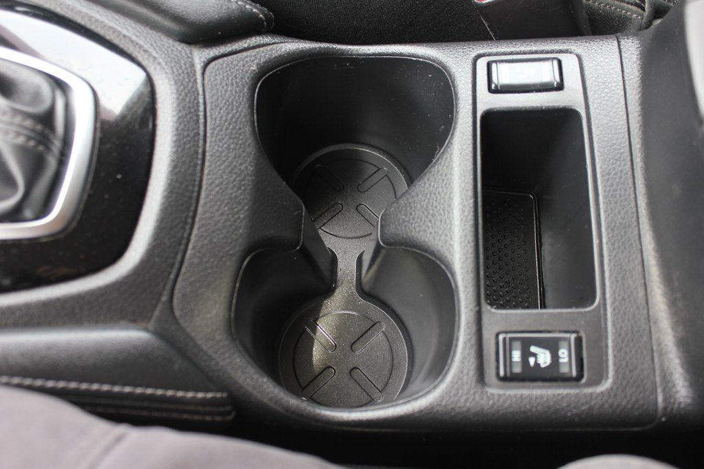 Photo 22 of this NISSAN ROGUE