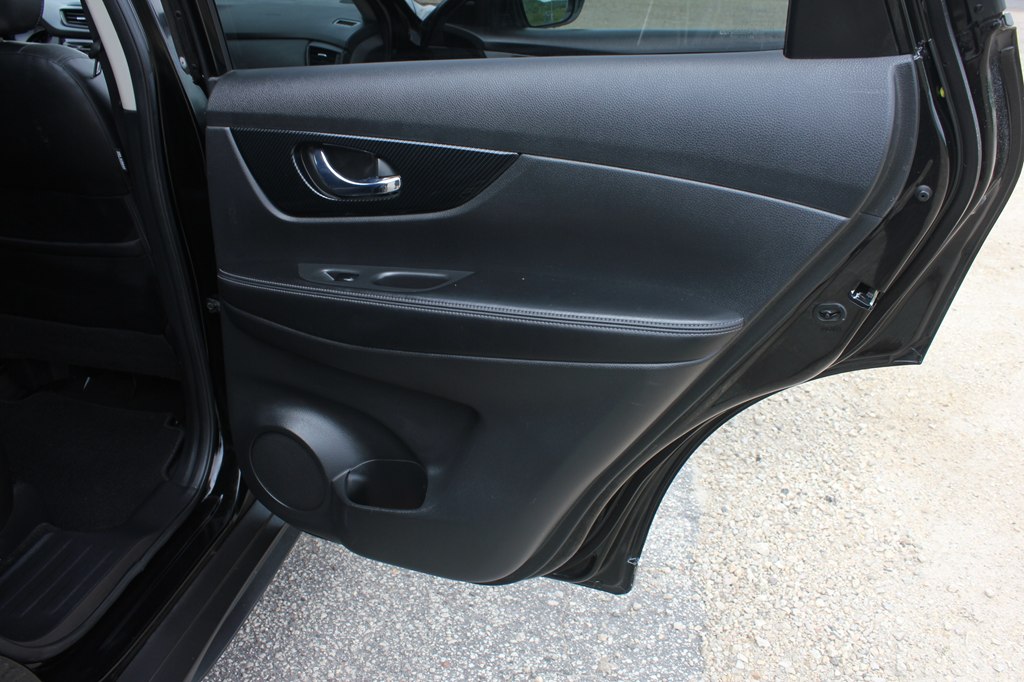 Photo 36 of this NISSAN ROGUE
