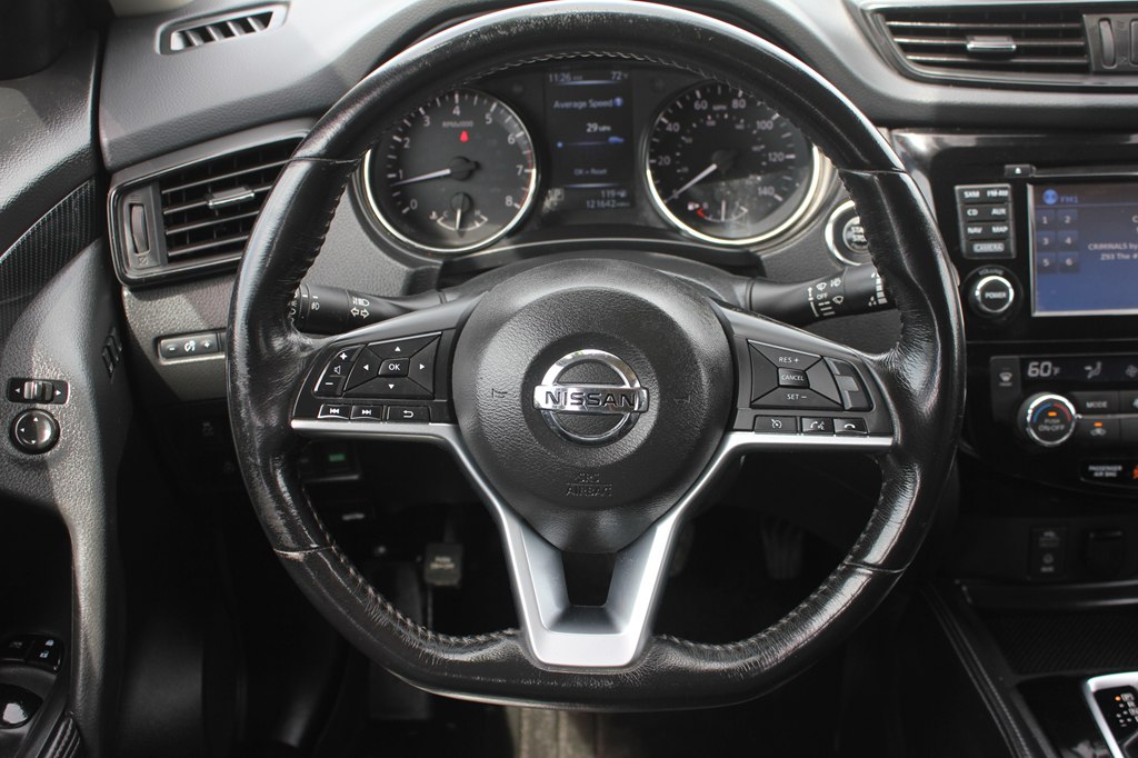 Photo 11 of this NISSAN ROGUE