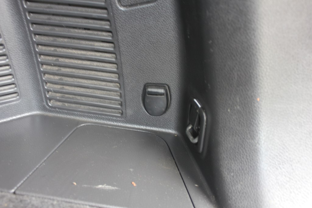 Photo 43 of this NISSAN ROGUE