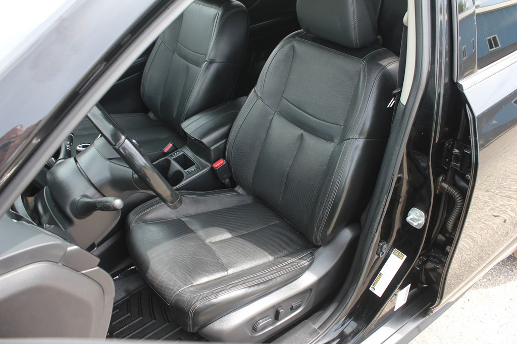 Photo 31 of this NISSAN ROGUE