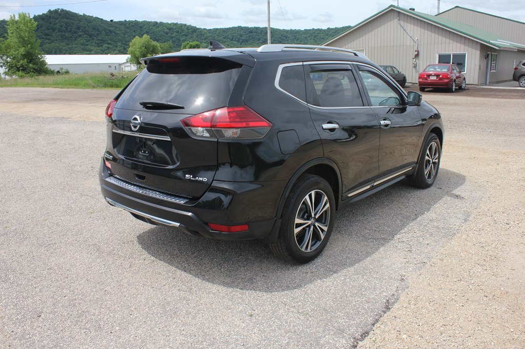 Photo 6 of this NISSAN ROGUE