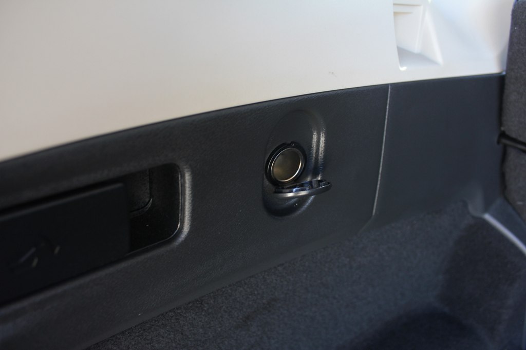 Photo 43 of this NISSAN ROGUE