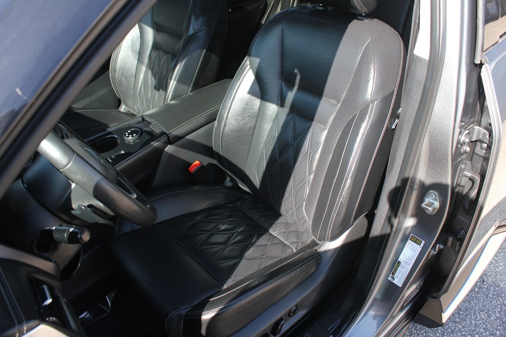 Photo 29 of this NISSAN ROGUE
