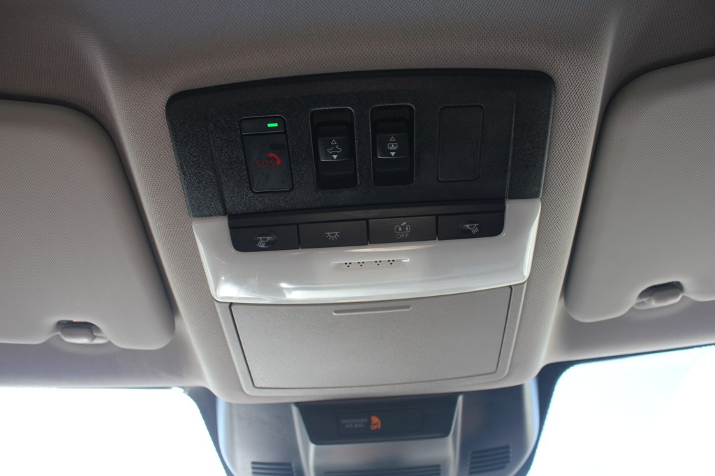 Photo 22 of this NISSAN ROGUE