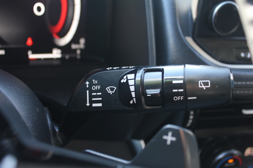 Photo 15 of this NISSAN ROGUE