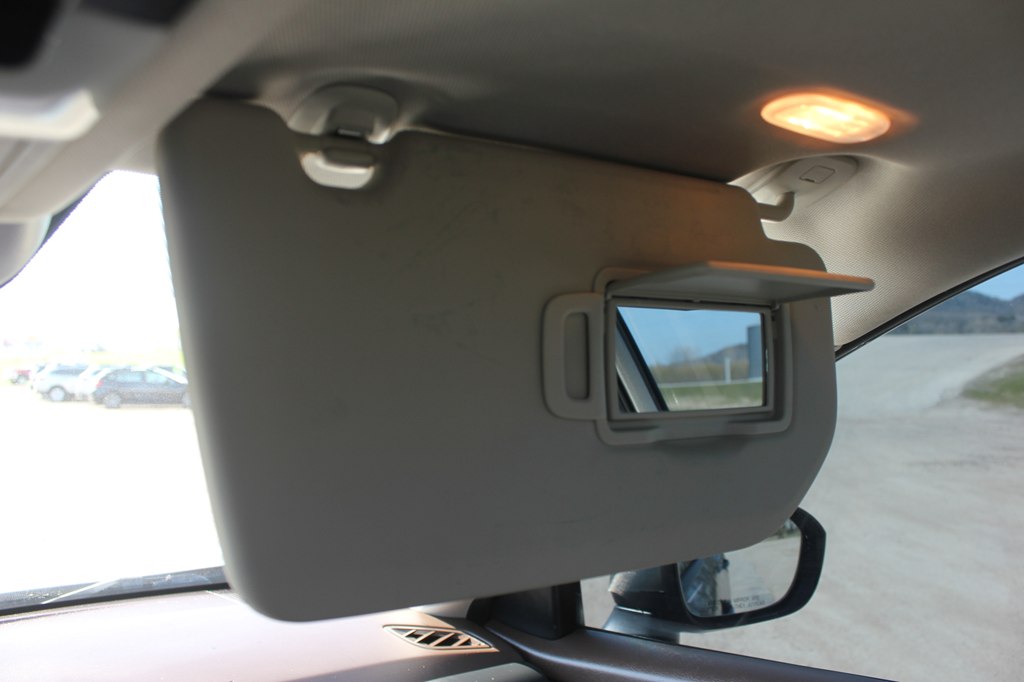 Photo 23 of this NISSAN ROGUE