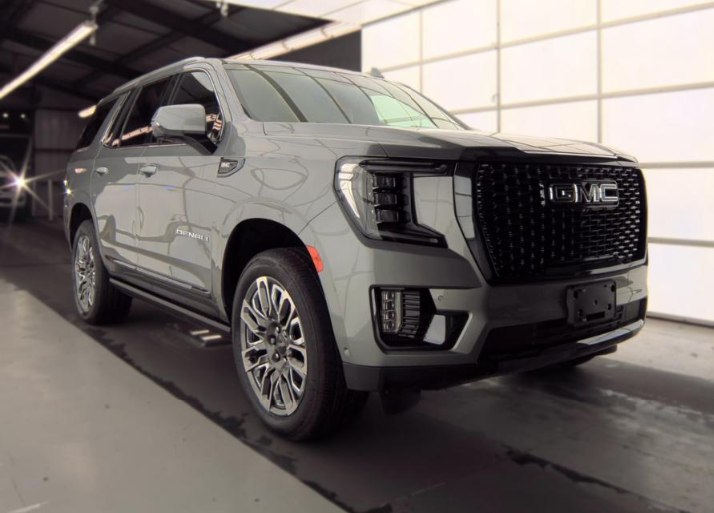 Photo 2 of this GMC YUKON