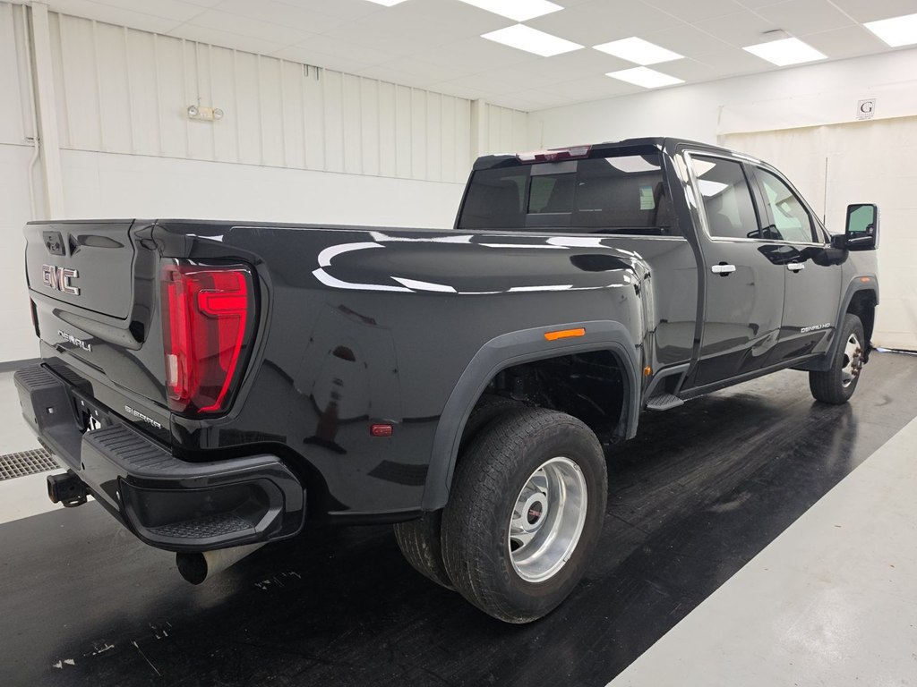 Photo 4 of this GMC SIERRA 3500HD